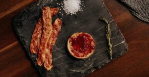 Lee más sobre el artículo Un increíble bacon crujiente en el microondas