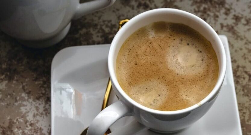 Lee más sobre el artículo Como preparar café en el microondas sin cafetera